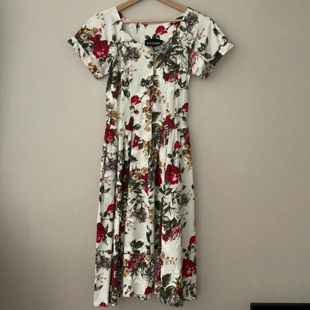 1979 Vintage Floral Button Dress